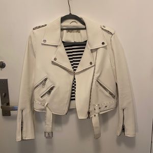 White faux leather jacket. Size M